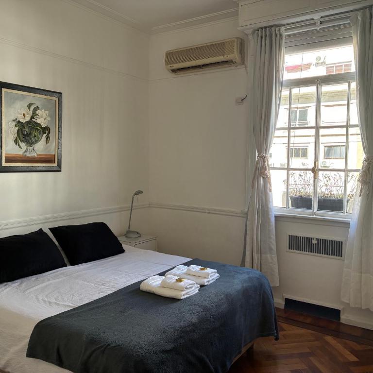 View of the Obelisco! Birthplace of Tango, Wine and Polo - Apartamento de 1 dormitorio - 1