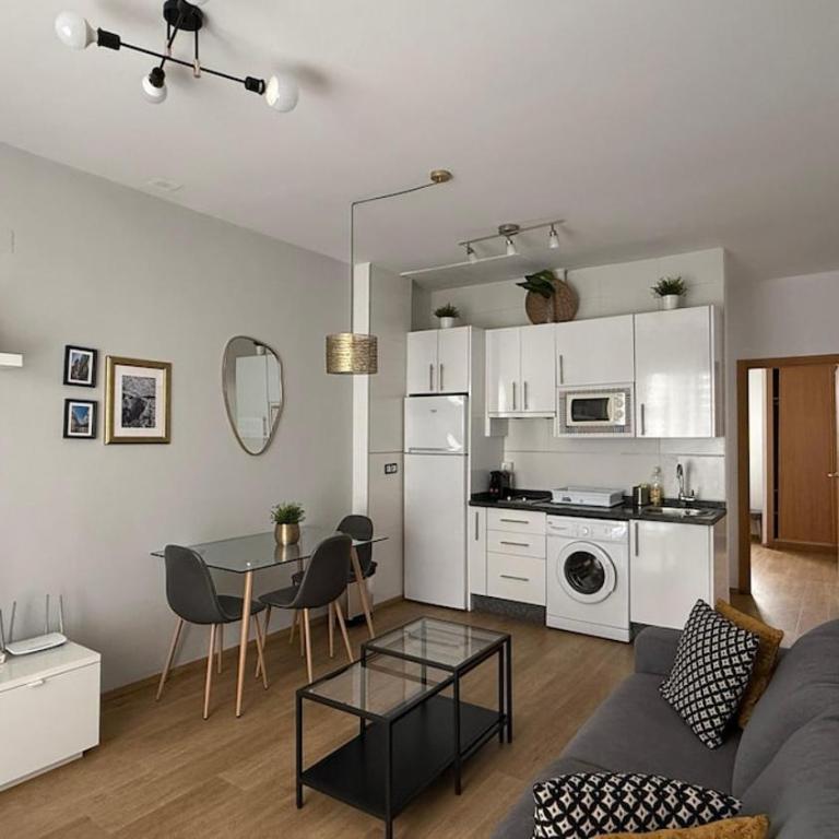 Quiet Apartment in the Heart of Malaga POOL & FREE PARKING - Apartamento de 1 dormitorio - 4