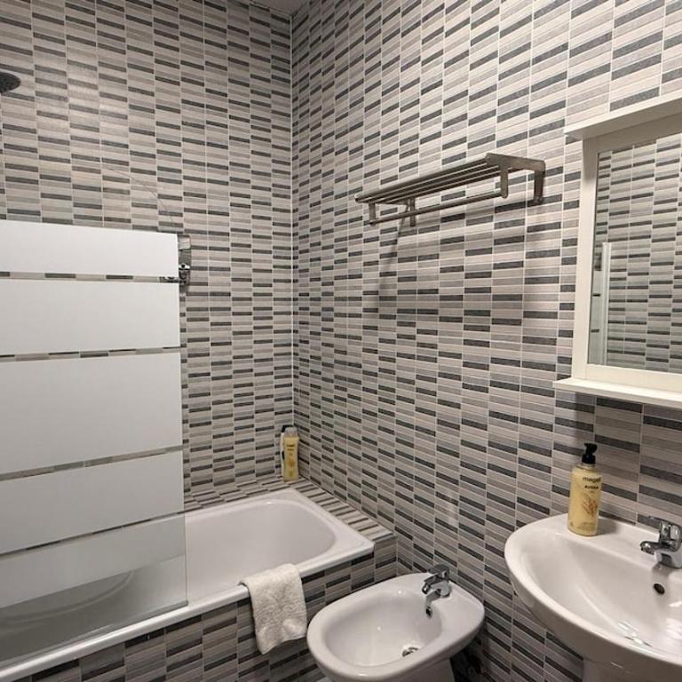 Quiet Apartment in the Heart of Malaga POOL & FREE PARKING - Apartamento de 1 dormitorio - 26