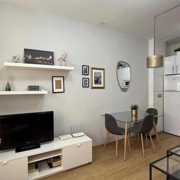Quiet Apartment in the Heart of Malaga POOL & FREE PARKING - Apartamento de 1 dormitorio - 19