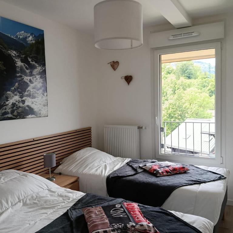 Vue Aravis et terrasse Proximité Thermes - Appartement - 8
