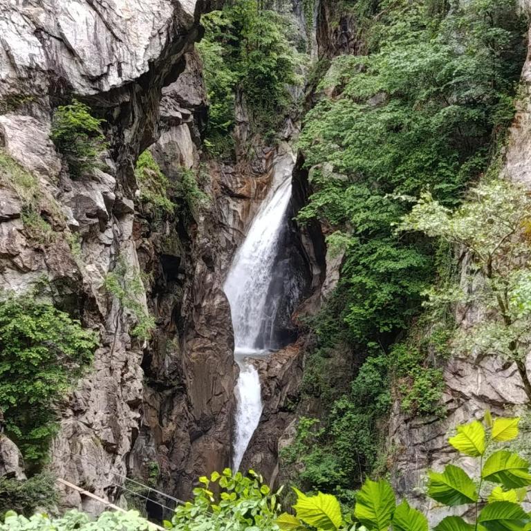 Vue Aravis et terrasse Proximité Thermes - Appartement - 17