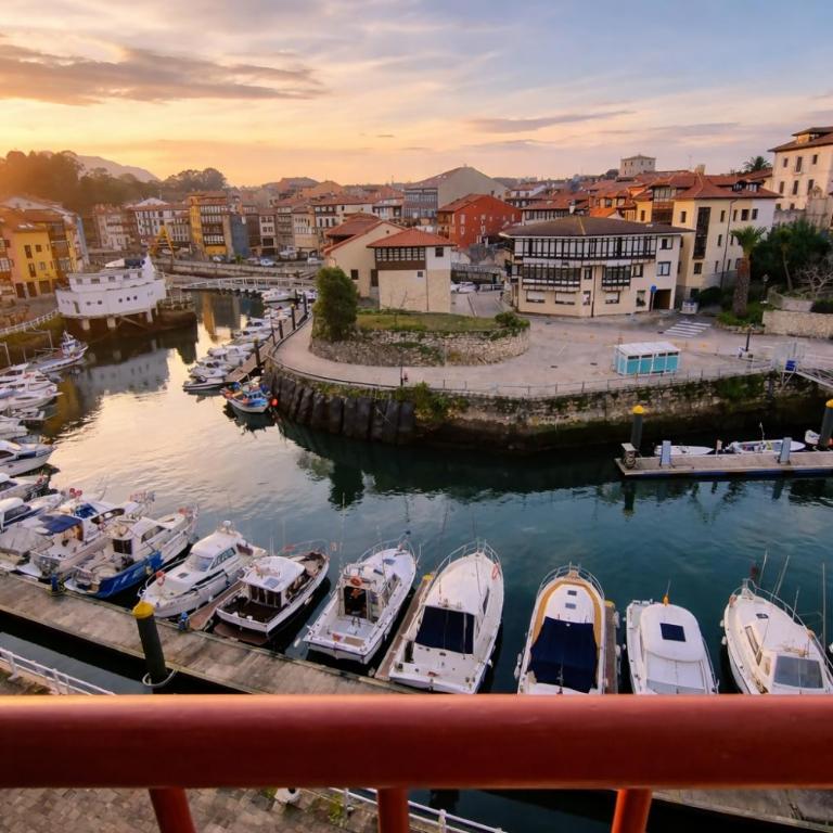 Apto Centro Puerto de Llanes - Balcones al Puerto - Apartamento de 2 dormitorios - 1