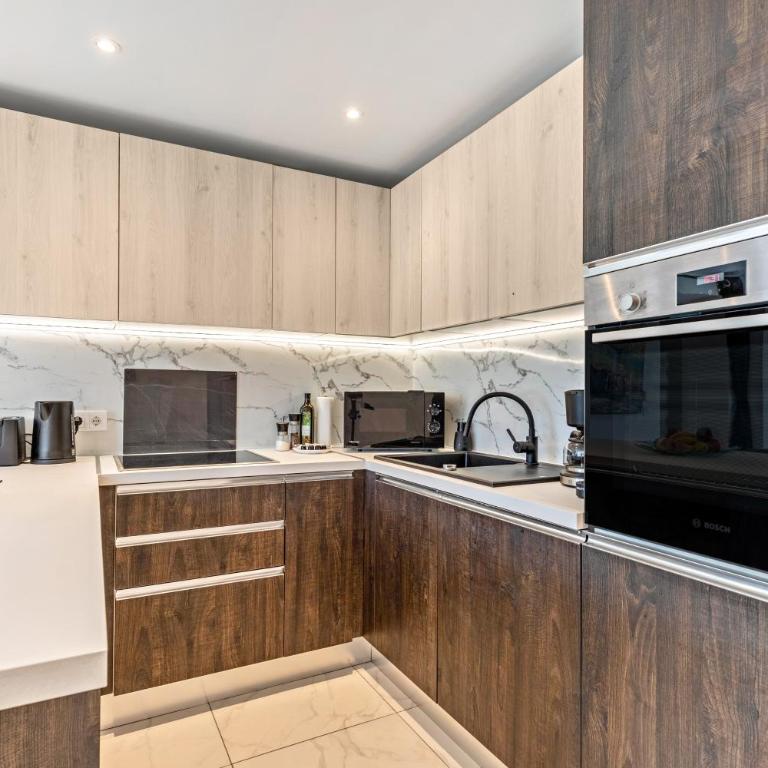 Schwarm Haus Apartment Saalfelden - Two-Bedroom Deluxe Apartment with Garden View - 10