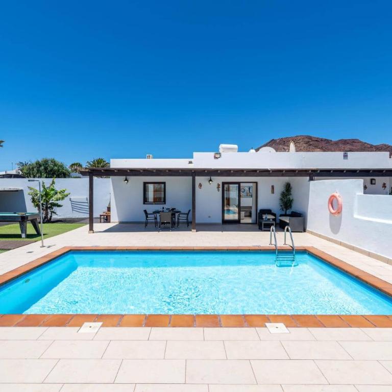 Villa Ramon by Villa Plus - Villa - 2