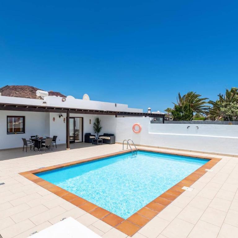 Villa Ramon by Villa Plus - Villa - 4