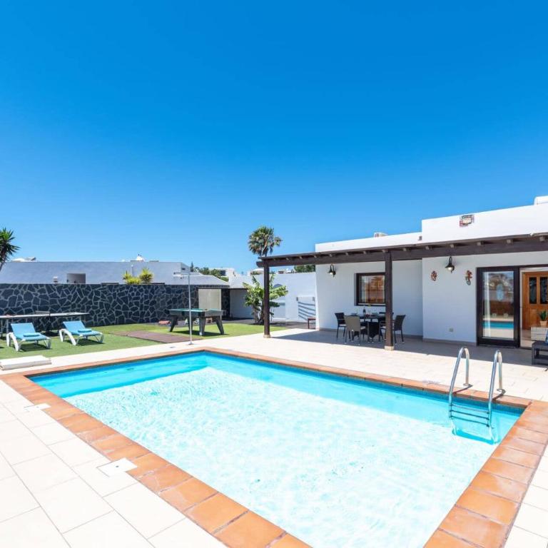 Villa Ramon by Villa Plus - Villa - 22