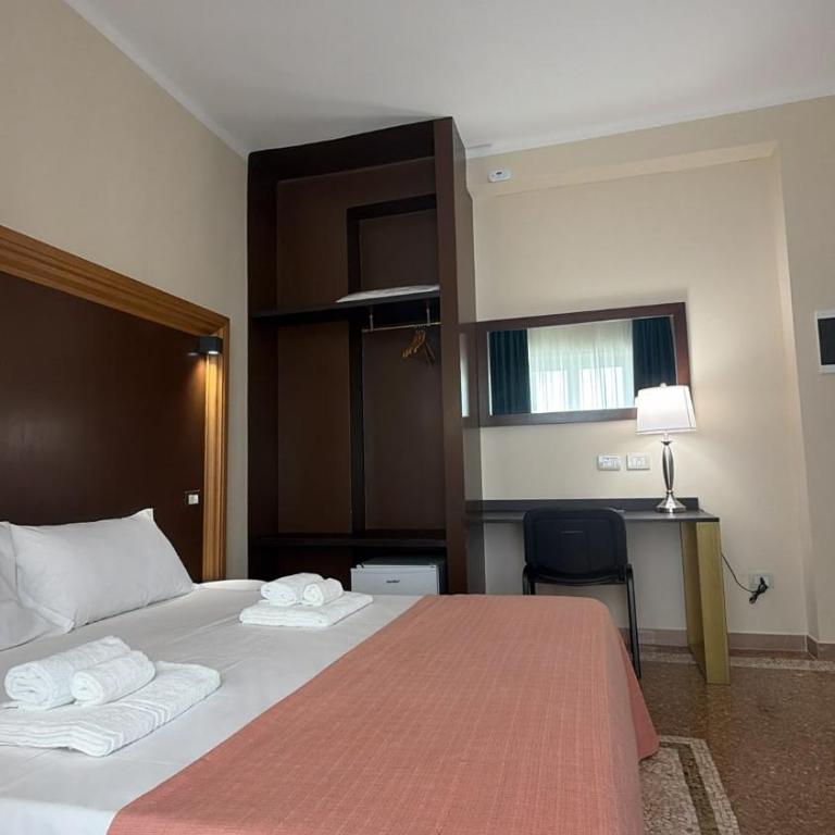Jayrò Smart Hotel Gallipoli Centro - Camera Matrimoniale - 1