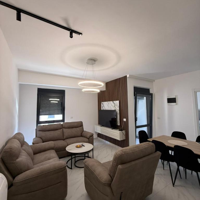 EMEApartments - Apartment - 1