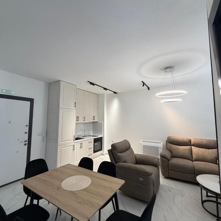 EMEApartments - Apartment - 3