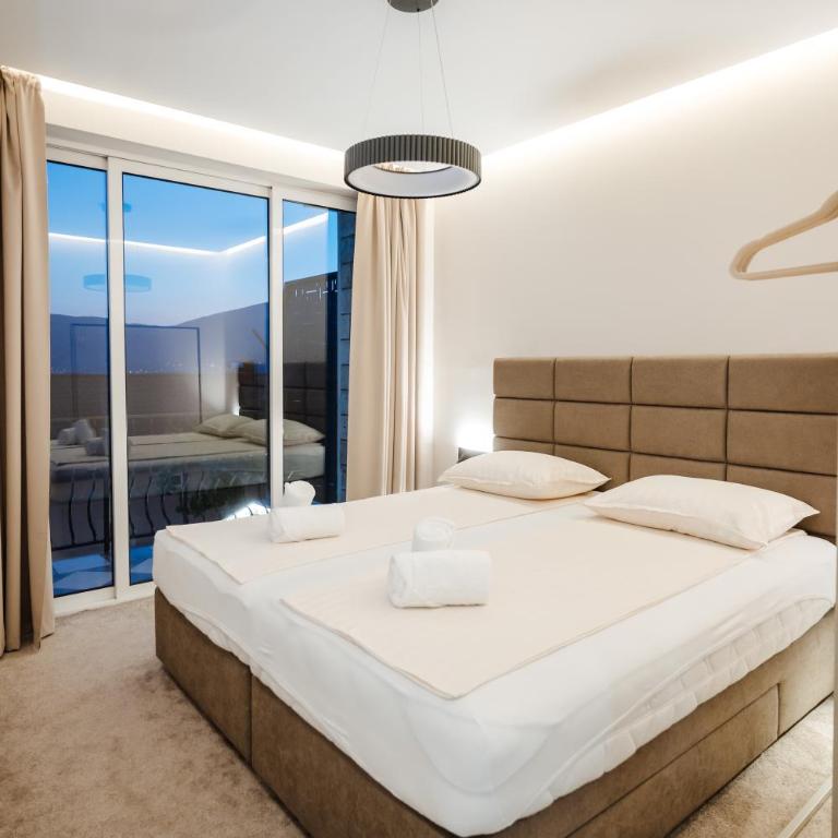 Villa The One Mostar with Heated Pool & Jacuzzi - Villa with Private Pool - 2