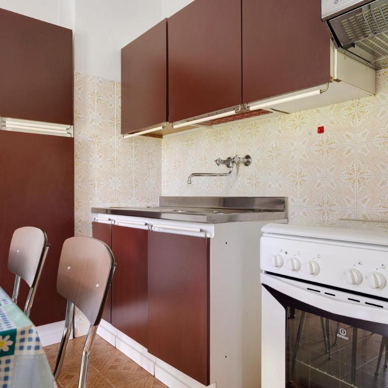 Casa Serena&Giacomo - Appartamento Deluxe con 2 Camere da Letto e Vista Giardino - 7