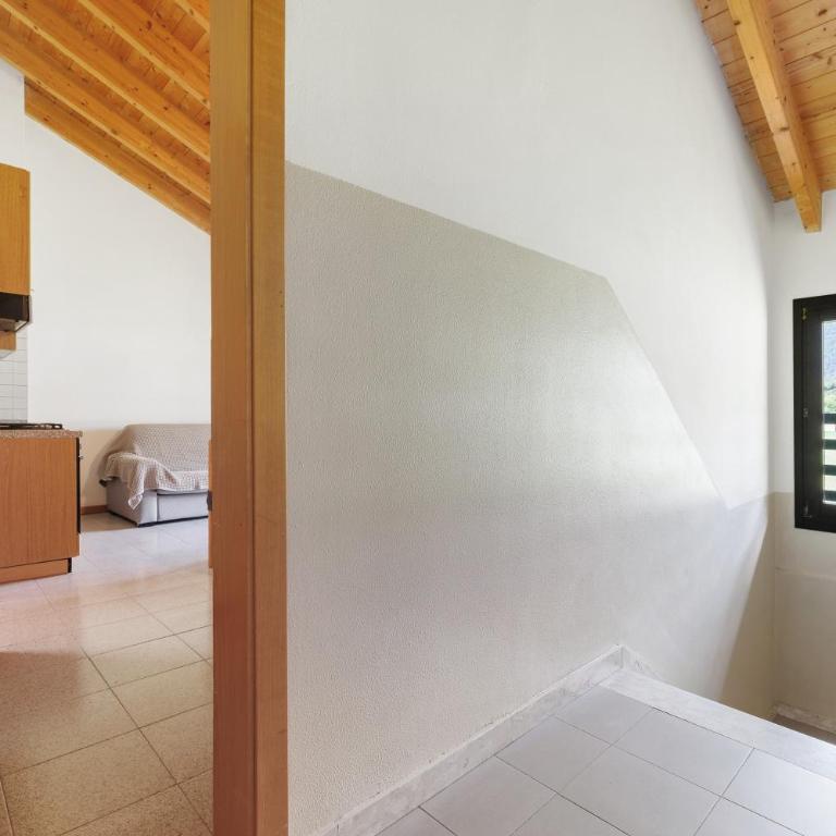 Casa Serena&Giacomo - Appartamento Deluxe con 2 Camere da Letto e Vista Giardino - 16