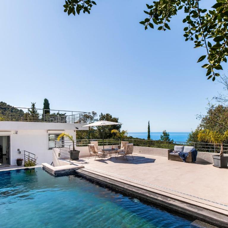 Sunny Seabreeze Villa, Eze, pool close to Monaco - Villa with Private Pool - 19