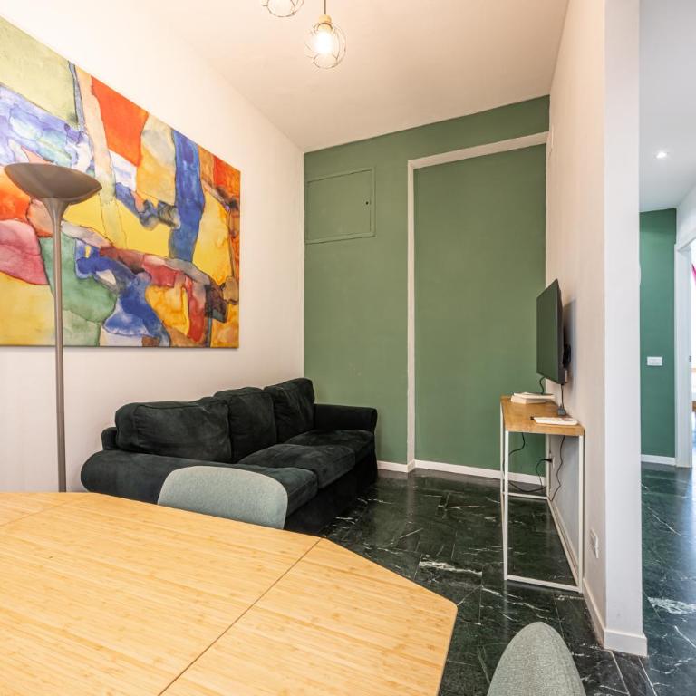 Walk to Duomo - Unione Central Apartment - Two-Bedroom Apartment - 10