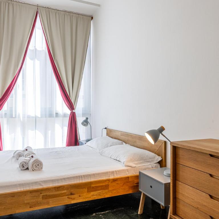 Walk to Duomo - Unione Central Apartment - Two-Bedroom Apartment - 15