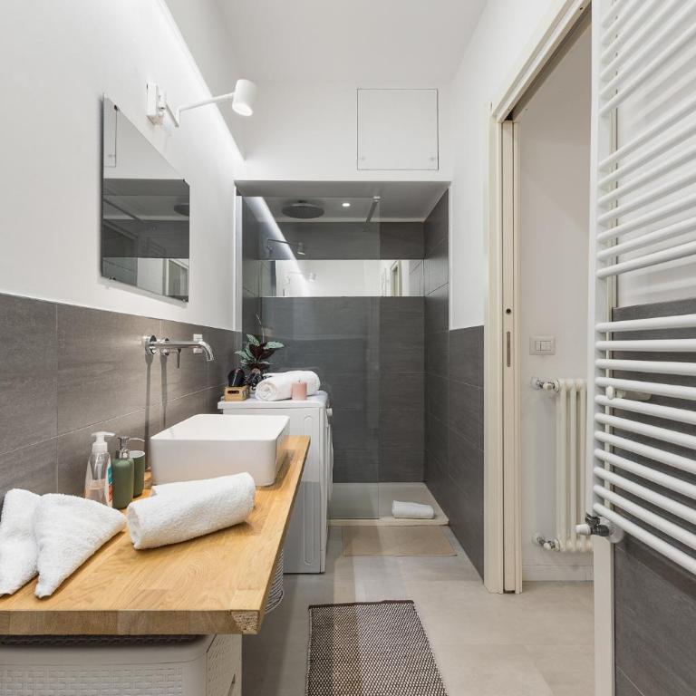 M3 Duomo e Central Station - Cozy Loft with WI-FI - Appartamento con 1 Camera da Letto - 4