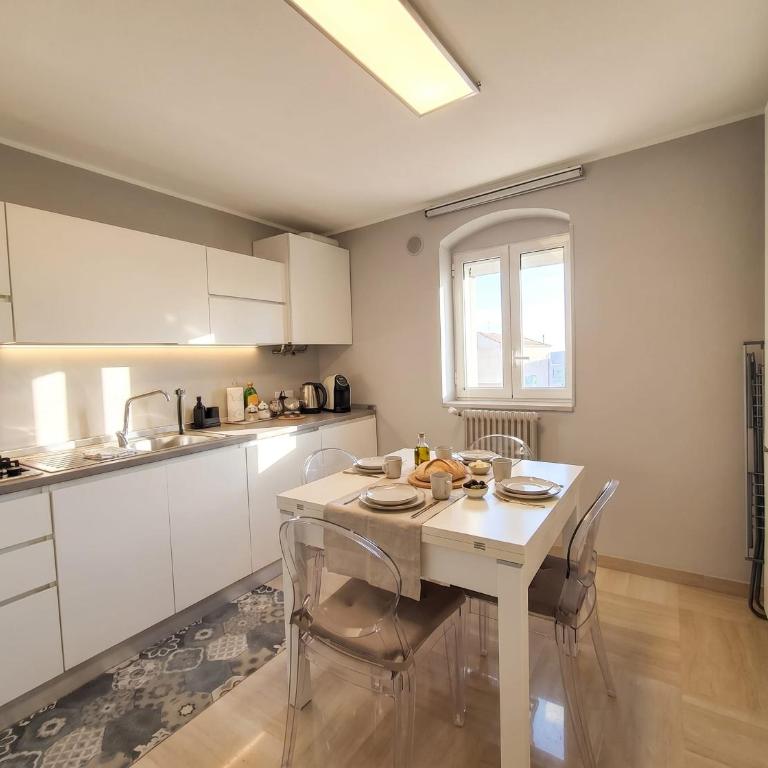 Penthouse in the heart of Bari with terrace - Appartamento con 1 Camera da Letto - 5