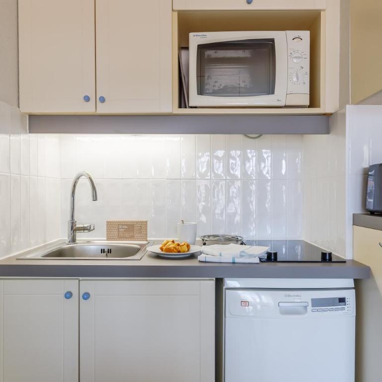 Résidence Pierre & Vacances La Baie des Sables - Superior Studio with Sleeping Alcove, Air conditionning and Balcony (4 People) - 8