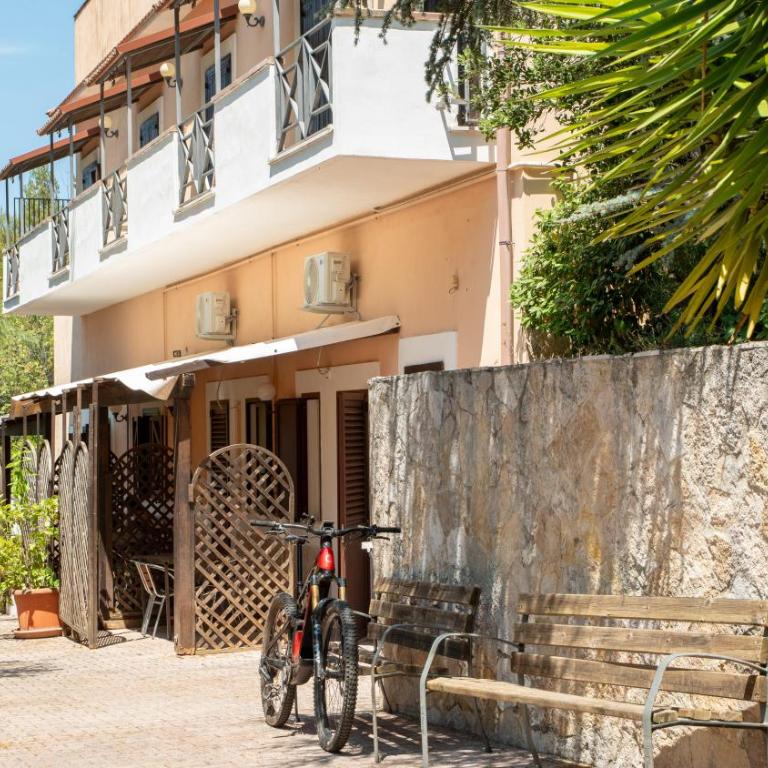 Agriturismo Fara del Falco - Appartamento con 2 Camere da Letto - 10