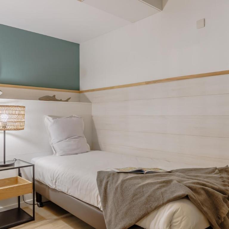 Résidence Pierre & Vacances La Baie des Sables - Appartement Supérieur 2 Chambres (6 Personnes) - 8