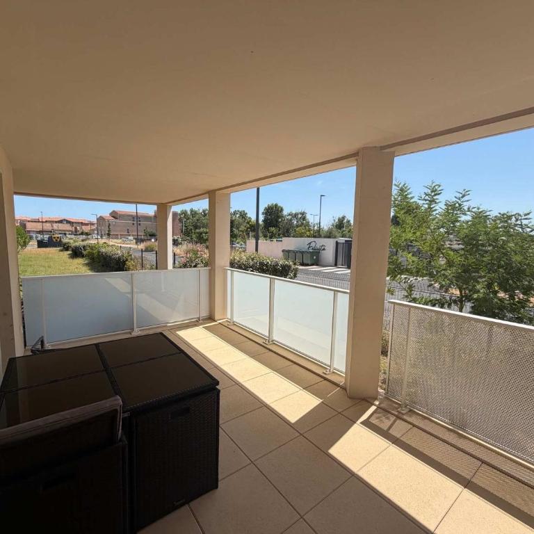 Appartement climatisé, moderne avec terrasses à 500m de la mer - Appartement - 9