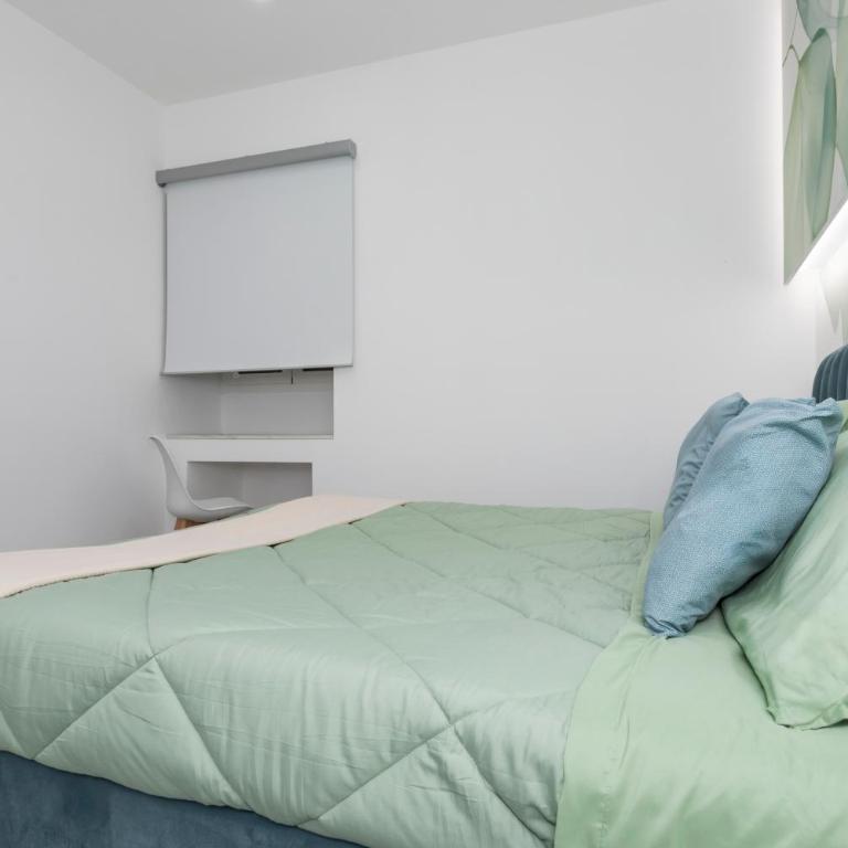 Neg Naumachia Rooms - Triple Room with Shower - 12