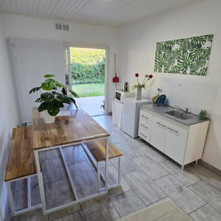 Casa céntrica, a cuadras de la Basílica! - Casa con 1 dormitorio - 5