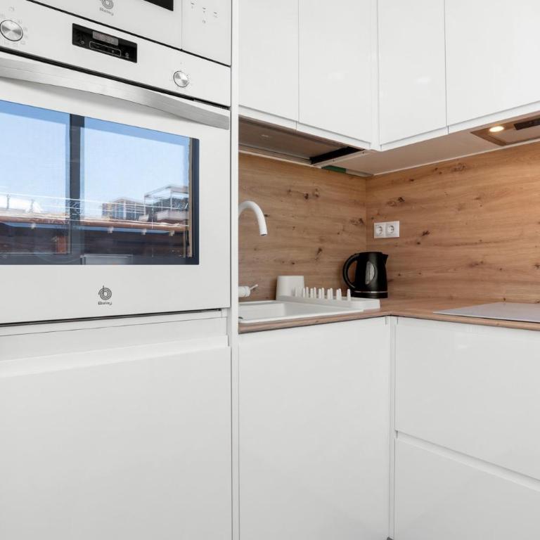 Moderno y acogedor cerca de la playa y el puerto - Appartement - 18