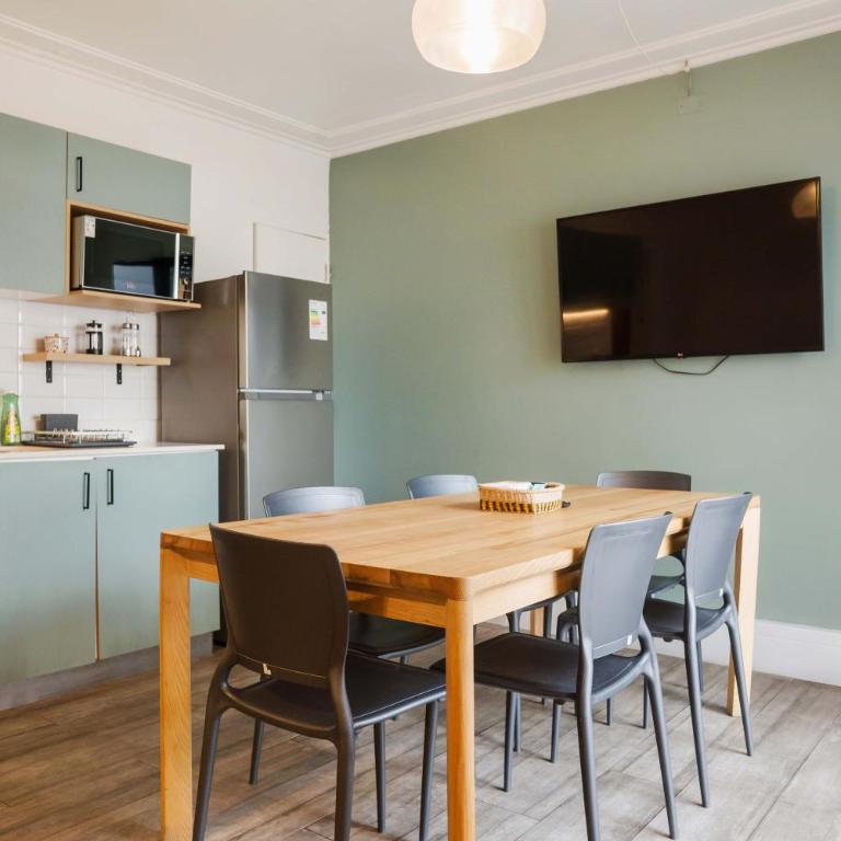Cozy Apartment on Emilio Vaisse 2BR - Apartamento - 33