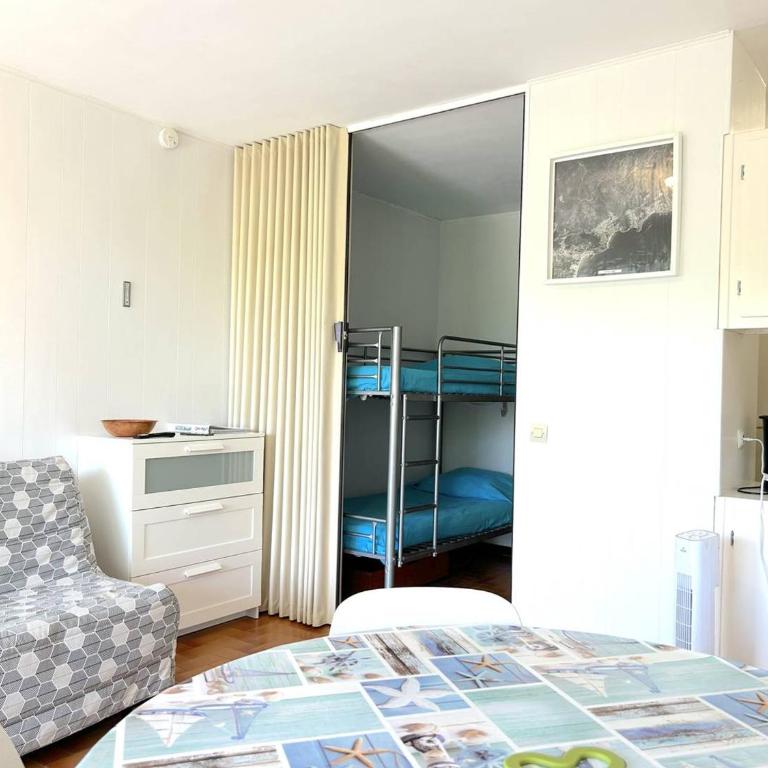 Studio cabine avec terrasse et parking, à 250 m de la plage d'Aiguebelle, Le Lavandou - FR-1-251-187 - Apartment (4 Erwachsene) - 16