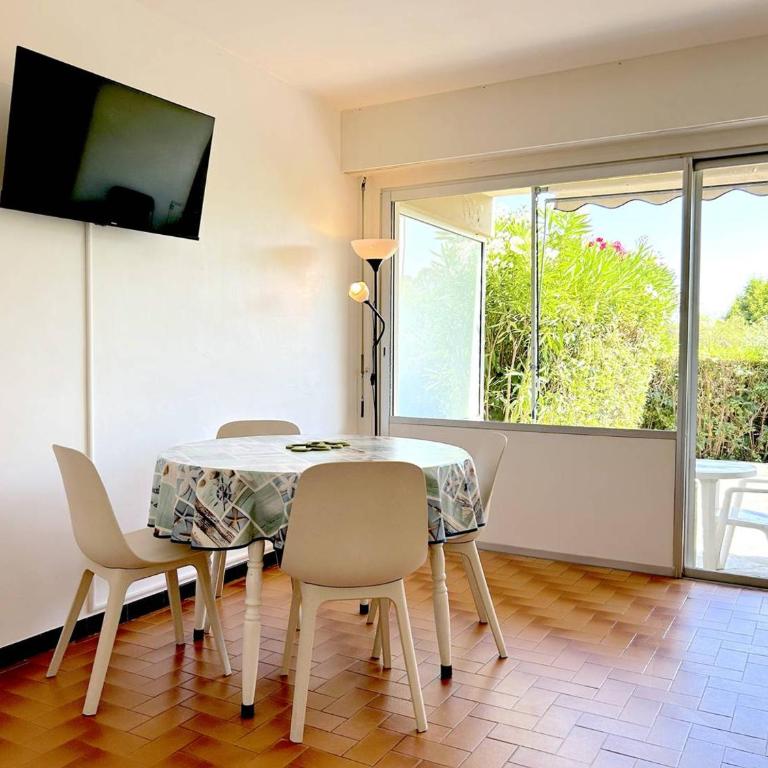 Studio cabine avec terrasse et parking, à 250 m de la plage d'Aiguebelle, Le Lavandou - FR-1-251-187 - Apartment (4 Erwachsene) - 17