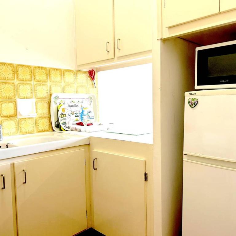 Studio cabine avec terrasse et parking, à 250 m de la plage d'Aiguebelle, Le Lavandou - FR-1-251-187 - Apartment (4 Erwachsene) - 19