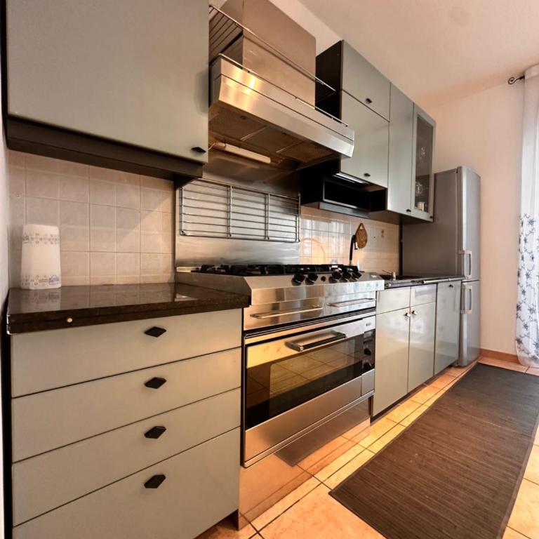 Bari Double Sea View - Appartamento Familiare con 2 Camere da Letto - 17