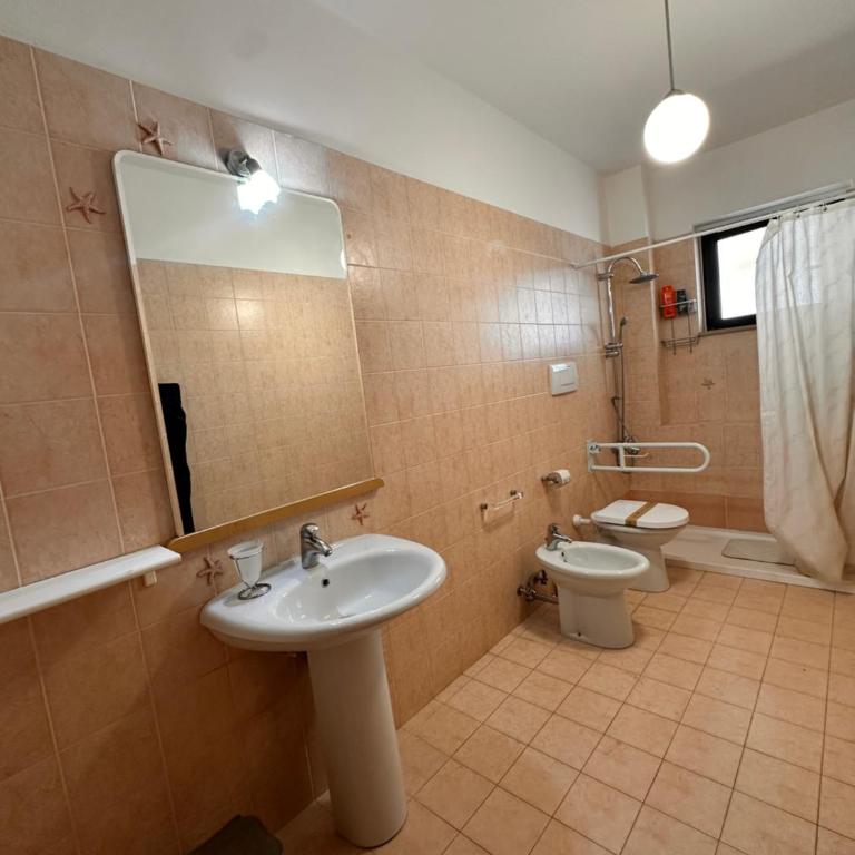 Bari Double Sea View - Appartamento Familiare con 2 Camere da Letto - 24