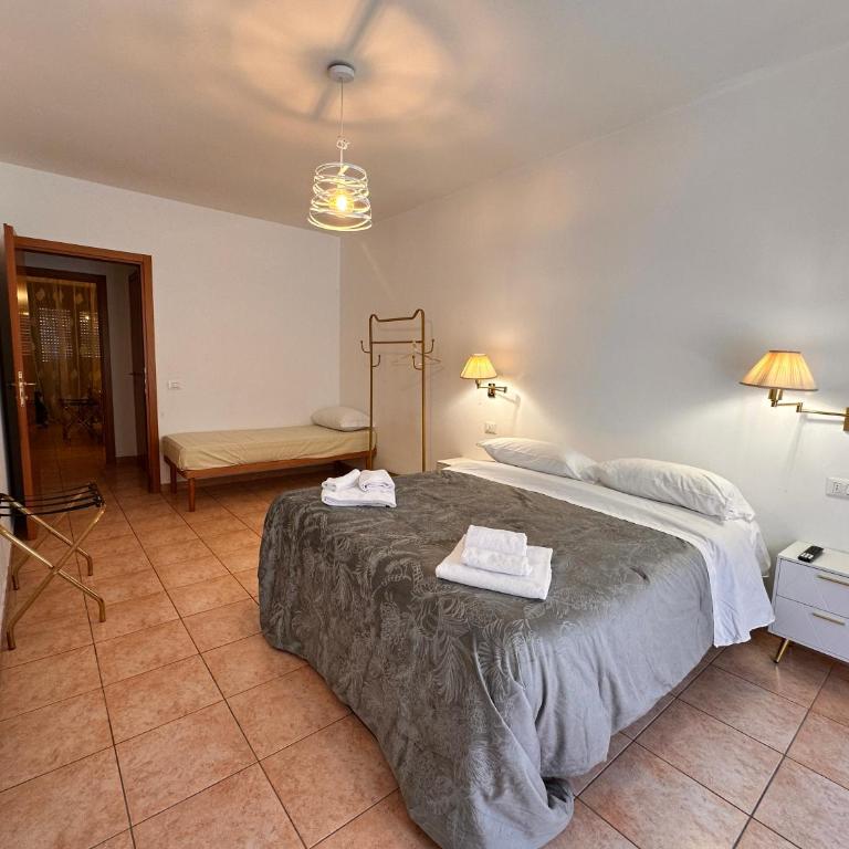 Bari Double Sea View - Appartamento Familiare con 2 Camere da Letto - 10