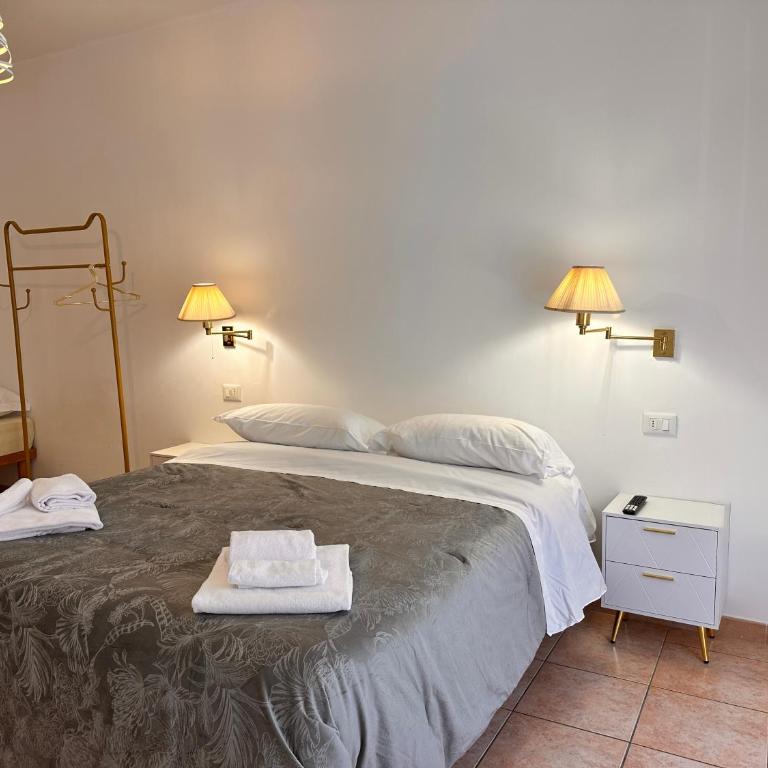 Bari Double Sea View - Appartamento Familiare con 2 Camere da Letto - 9