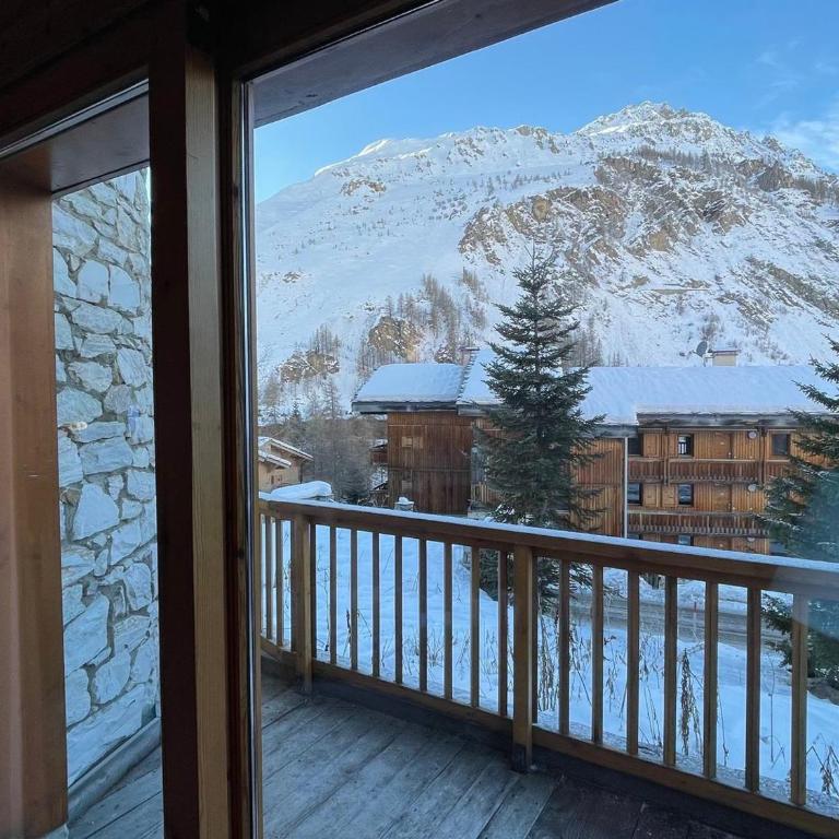 Appartement rustique avec cheminée, terrasse et garage à Val d'Isère - FR-1-694-16 - Apartment - 6