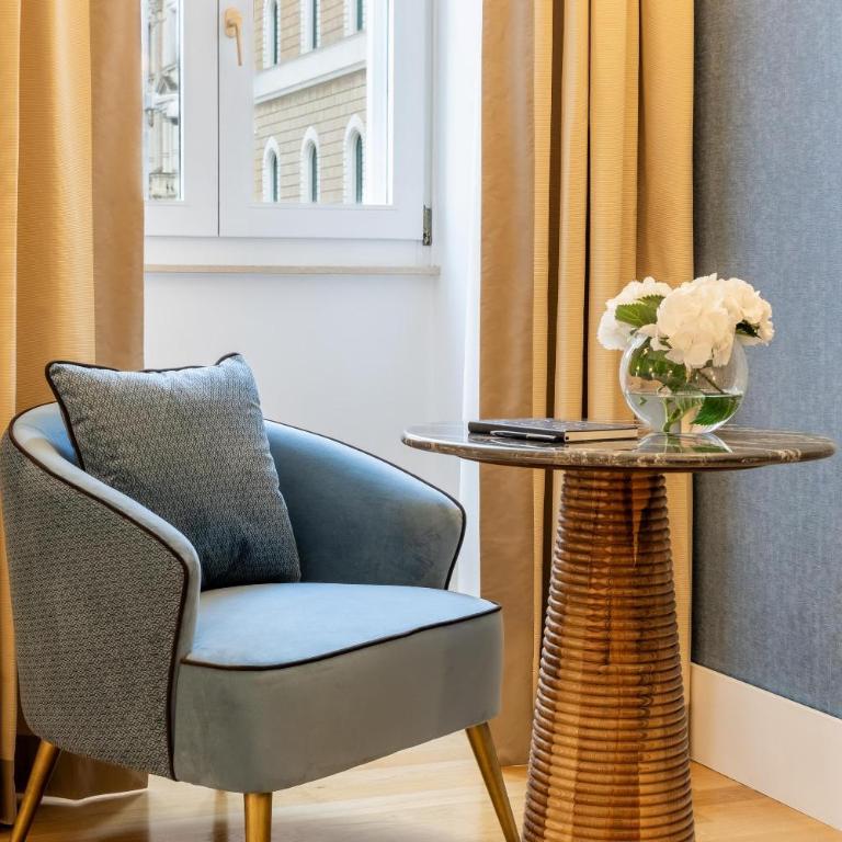 Tivoli Palazzo 1880 Lecce Hotel - Junior Suite con Balcone - 5