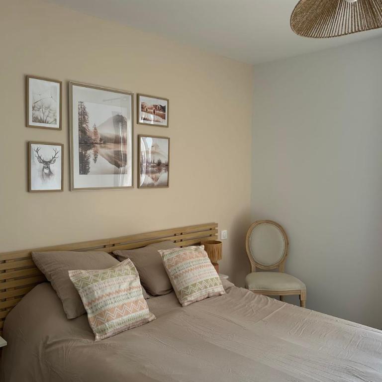Spacious house with stunning views Puy-Sanières - Maison de Vacances - 14
