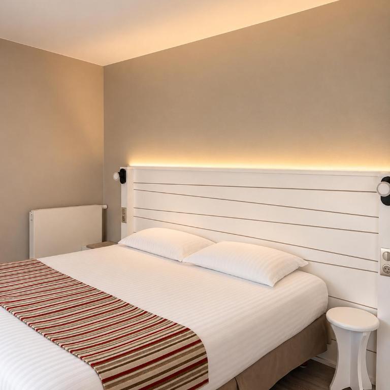 Hôtel Valencia - Double Room with Terrace without sea view - 4