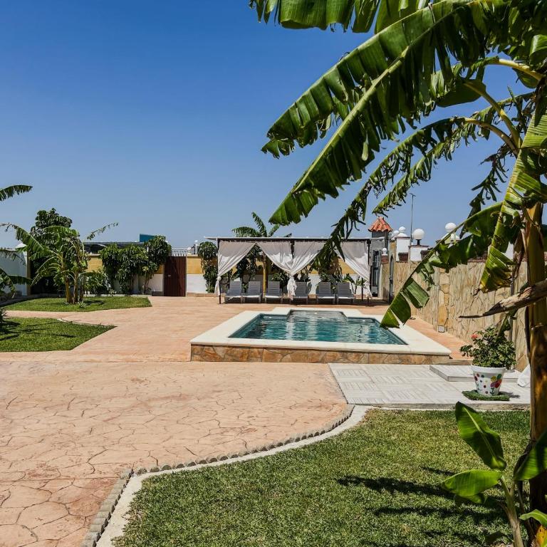Villa Rosal- Solo familias y parejas - Chalet mit eigenem Pool - 15