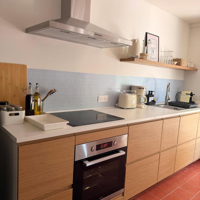Bas de villa, 6 pers, piscine, terrasse, proche sablettes - Appartement 2 Chambres avec Piscine Privée - 27