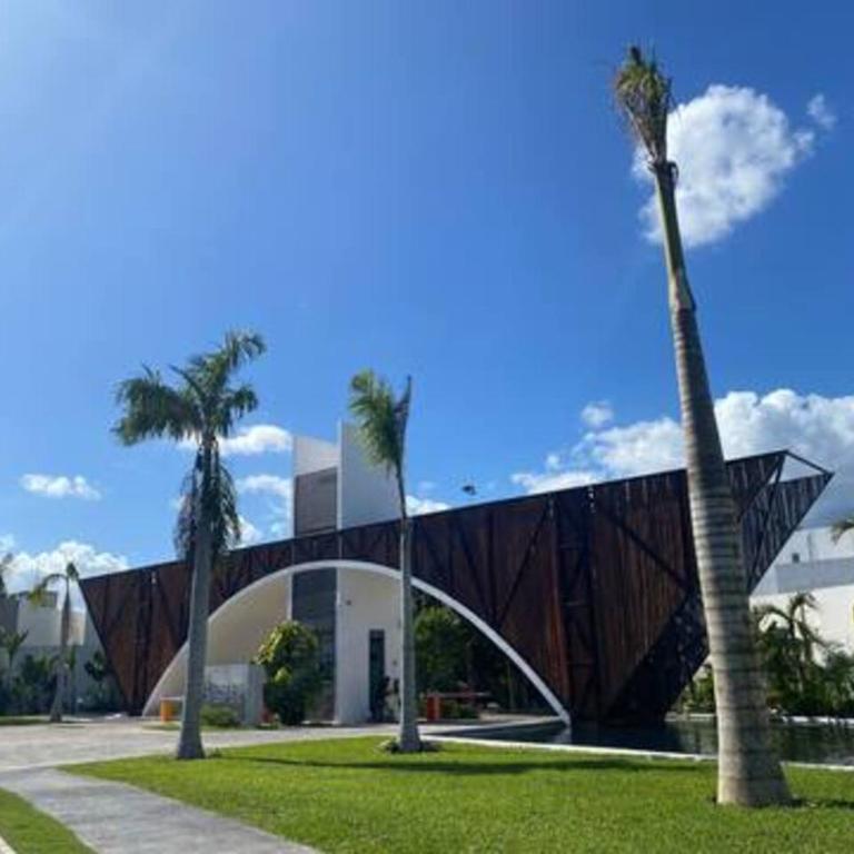 Family Home with Patio, Shared Pool & Cenote - Apartment - 49