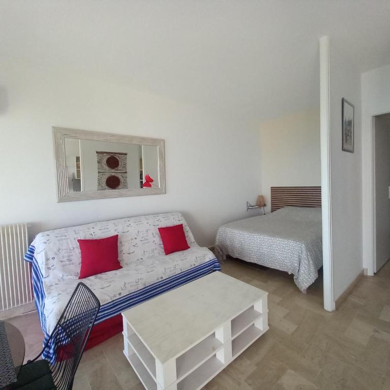 Trident - Studio - Vue sur Mer - 9