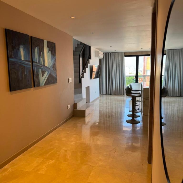 Apartasuites Shanty - Deluxe Family Room - 6