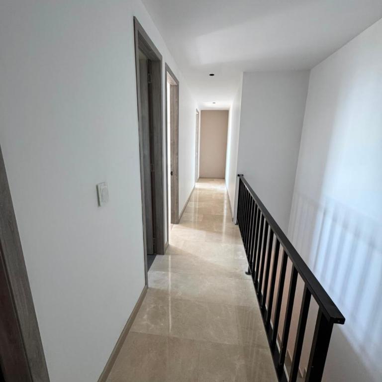 Apartasuites Shanty - Deluxe Family Room - 12