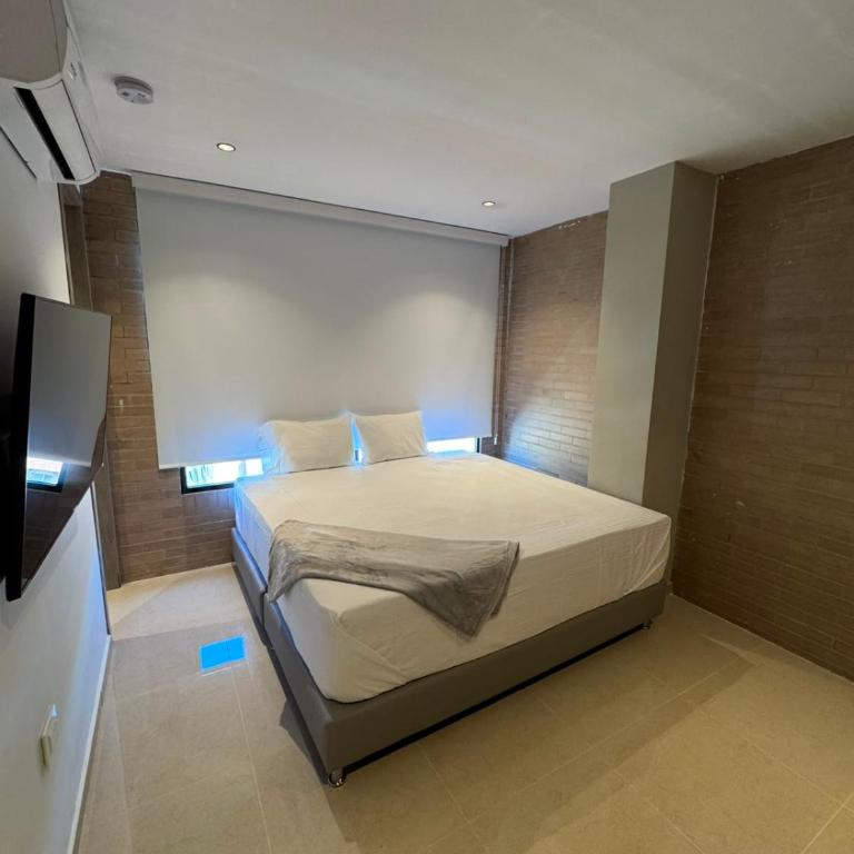 Apartasuites Shanty - Deluxe Family Room - 14