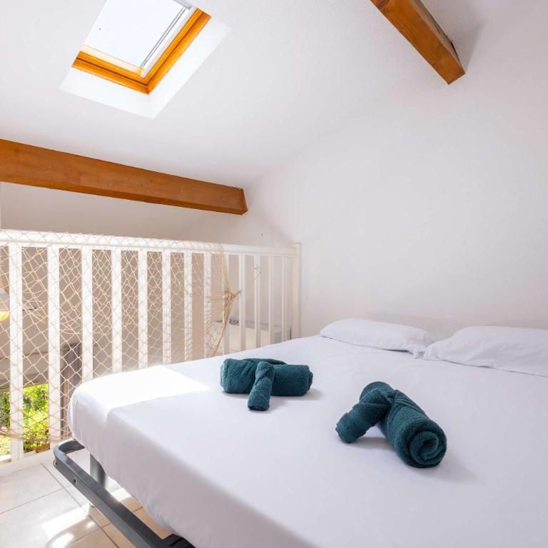 Pavillon pour 4 personnes dans une résidence avec piscine - Maison de Vacances - 6