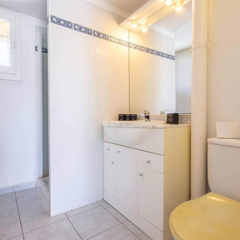 Pavillon pour 4 personnes dans une résidence avec piscine - Maison de Vacances - 18